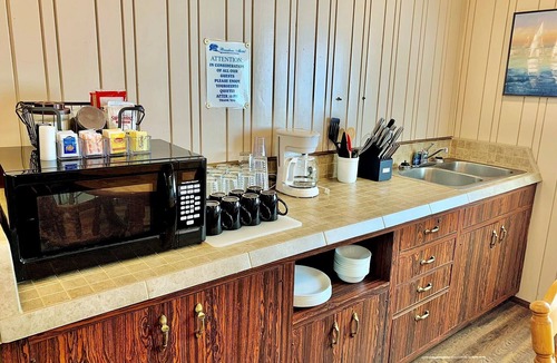 Westport Hotel | Breakers Boutique Inn