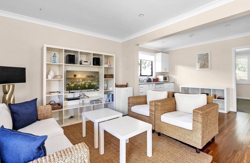 Vincentia House | Breakers on Orion Beach, Vincentia