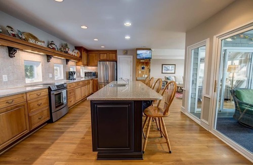 Whalehead Beach House | Breakers View | Oceanfront | Private Pool, Hot Tub