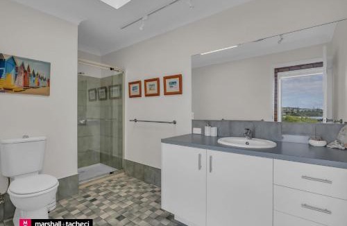 Bermagui House | Breakwater Unit 4 Beachfront Bermagui