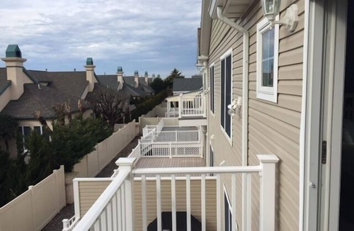 Diamond Beach House | Breath Taking 4 Bedoom 3 Bathroom Spacious Duplex
