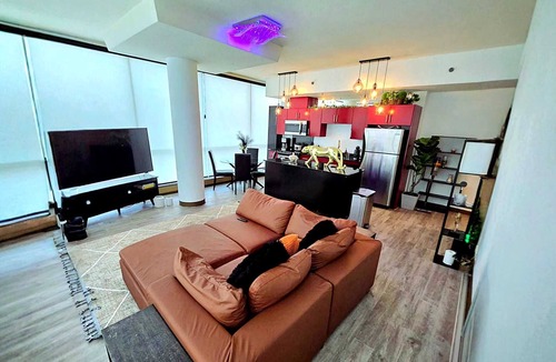 Victoria Park Apartment | Breath-Taking-View/5Guest DTskyline-135 13ave SW