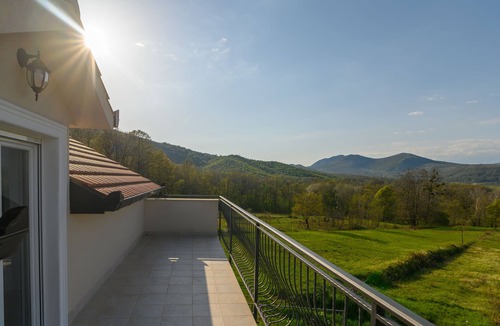 Vrlika Villa | Breathless and luxurious villa Rejo