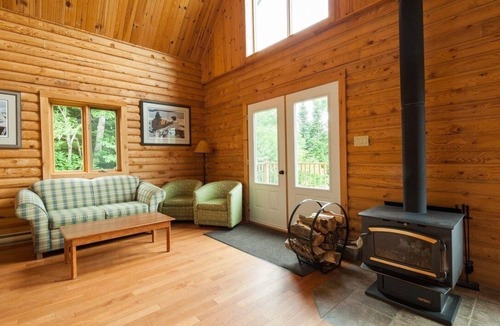 Saint-Paul-de-Montminy Ski Chalet | Breathtaking view of the Appalachian Park