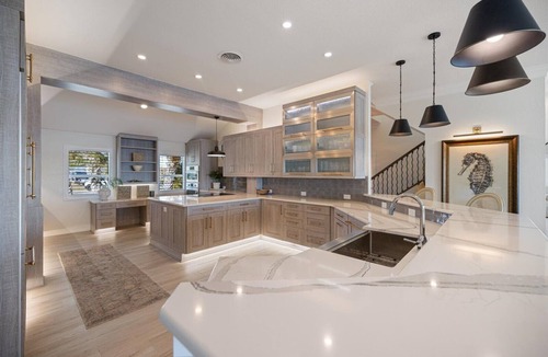 Englewood House | Breathtaking 250' Bayfront home w/private pool