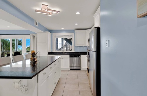 Tybee Island Villa | Breathtaking 3 bedroom, 2 bath with ocean view