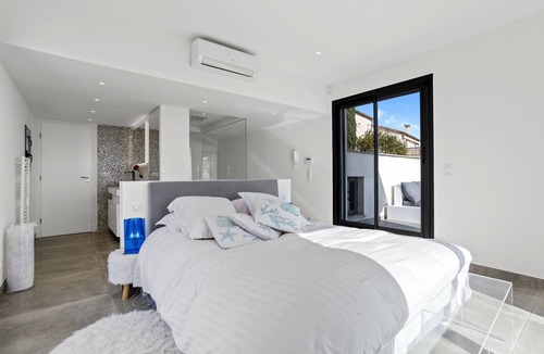 Golfe Juan Villa | Breathtaking 4-bed Villa Golfe-Juan