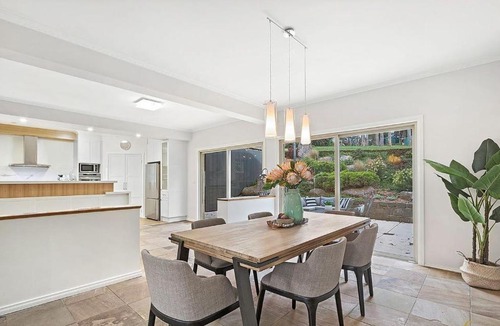 Ferny Creek House | Breathtaking 5BR Highview Hermitage