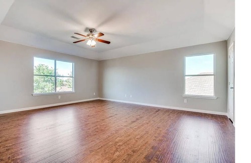 Little Elm House | Breathtaking and spacious 2 story home!