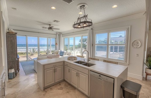 Wilbur-By-The-Sea House | BREATHTAKING BEACH HOUSE