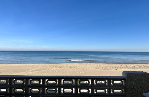 Sueca House | Breathtaking Beachfront House