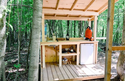 Ashfield-Colborne-Wawanosh RV Rental | Breathtaking Equipped Safari Tent with Spectacular Design in Ontario