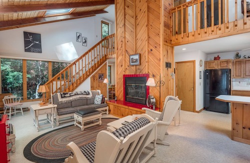 Standish House | Breathtaking Lake Views