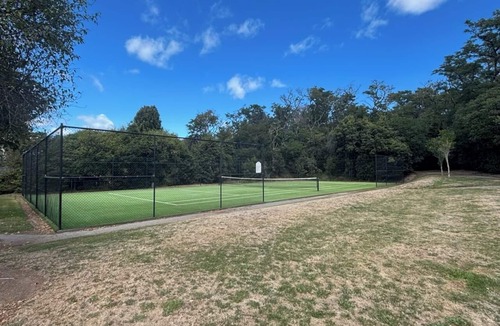 Acacia Bay House | Breathtaking Lake Views