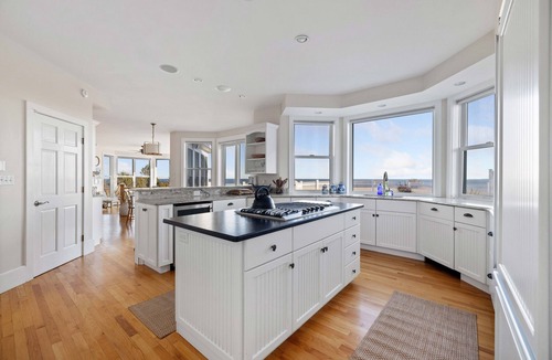 Kennebunk House | Breathtaking Ocean Front Home With Pool