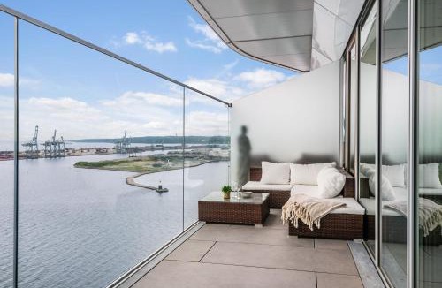Aarhus C Apartment | Breathtaking Ocean Views & Private Balcony