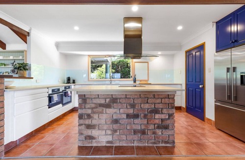 Point Arkwright Apartment | Breathtaking Panoramic Ocean Views