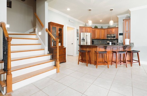 Owensboro House | Breathtaking panoramic lake views