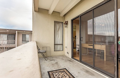 Emeryville Apartment | Breathtaking Place with Beautiful Views