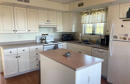 Lubec House | Breathtaking Remote Oceanfront Oasis Panoramic Clifftop Views