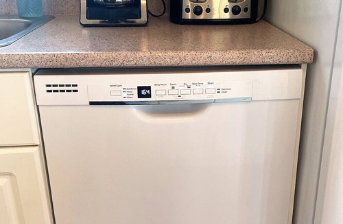 Lubec House | Breathtaking Remote Oceanfront Oasis Panoramic Clifftop Views