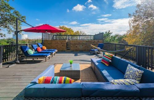Wetmore House | Breathtaking Roof Pool views, Gameroom, Firepit