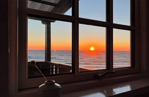 Ullerslev House | Breathtaking sea view at Dinestrup Beach