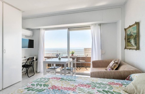 Ensanche Diputacion Apartment | Breathtaking sea view from downtown Alicante!