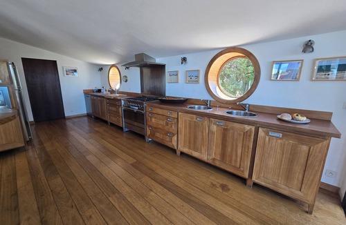 Sete Villa | Breathtaking sea views from the summit of Mont Saint Clair.