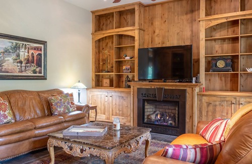 McCall Villa | Breathtaking Tuscan Luxury!