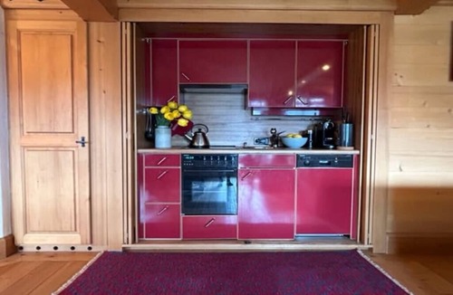 Saanen Apartment | Breathtaking View Cozy Chalet