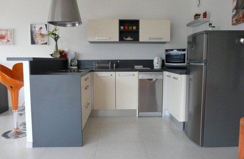 Cleder Apartment | Breathtaking view for this beautiful waterfront apartment.