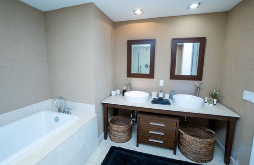 Downtown Miami Condo | Breathtaking view