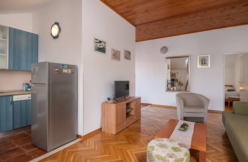 Cavtat Apartment | Breathtaking views apt close to sea