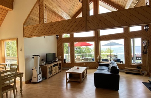 Lafontaine House | Breathtaking views