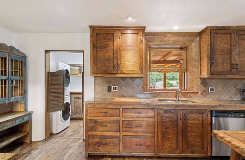 Vista Encantada House | Breathtaking Views, Comfortable Family Home