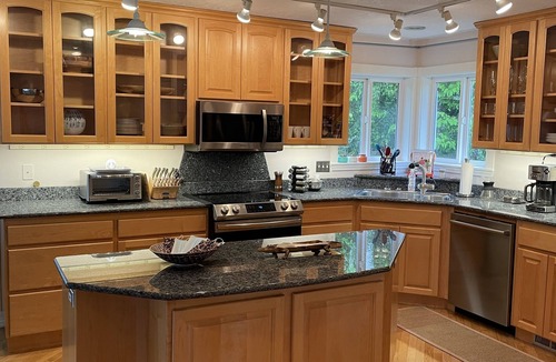 Pacific City House | Breathtaking Views & Elevator! Room for Everyone!