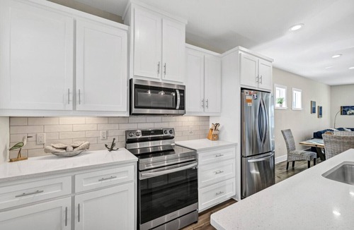 Bella Vista House | Breathtaking Views & Coastal Comfort: Your Perfect Home at Casa Pura Vida