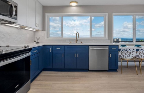 Portland Heights House | Breathtaking Views w/Modern Lux - 2330