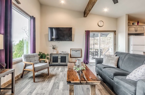 Longtown Cabin | Breathtaking Views! Where doing nothing IS something. You're On Lake Time! RELAX