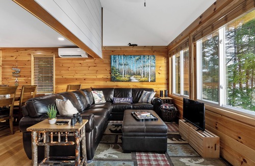 Hadley House | Breathtaking Water Front Views!