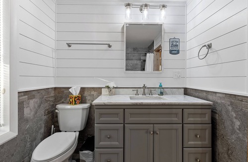 Hadley House | Breathtaking Water Front Views!