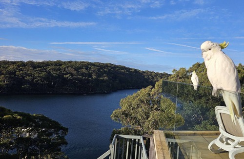 Gymea Bay House | Breathtaking Waterfront Retreat- Studio Apartment