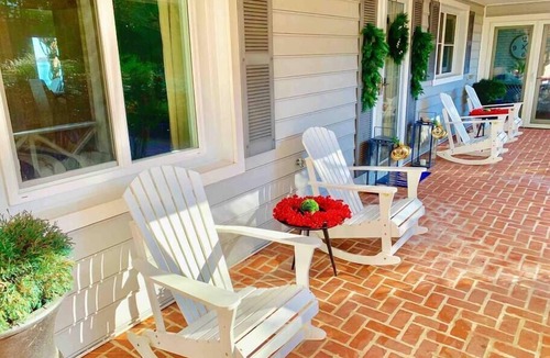 Neavitt Villa | Breathtaking Waterfront Estate