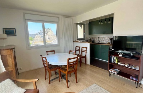 Luc-sur-Mer Apartment | Brèche Marais - Duplex on the seafront