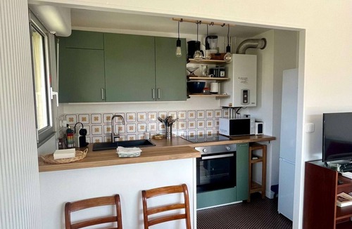 Luc-sur-Mer Apartment | Brèche Marais - Duplex on the seafront