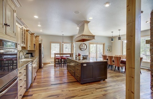 Warrior's Mark West House | 🏆 Breckenridge Home | Hot Tub | 4 Kings | Sleeps 16 | 7 Bedrooms | Pets | Views
