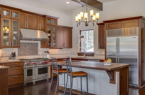 Blue River House | Breckenridge Modern Luxury Home with Hot Tub - Minutes to Slopes, Sleeps 10