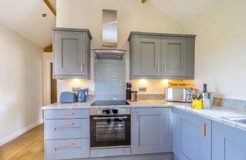 York House | Brecks Farm - The Parlour