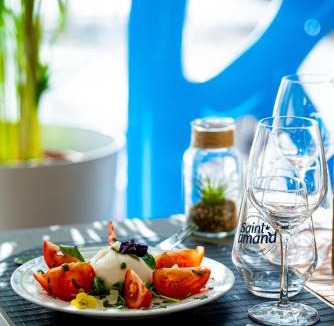 Calais City Center Hotel | Breeze Hotel